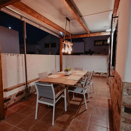 Ferienhaus In Mit Grill, Garten Und Terrasse